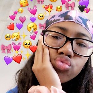 Meet your Posher, Leia